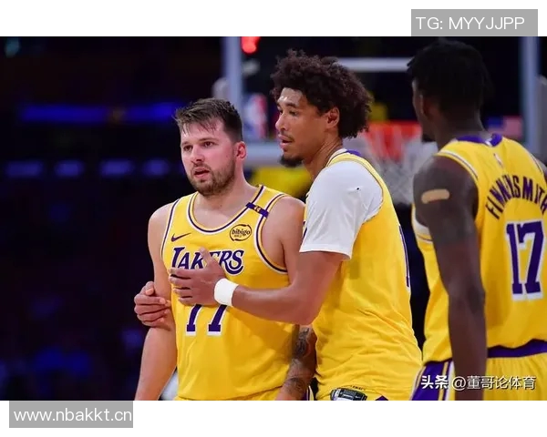 雷迪克确认东契奇将出战对阵太阳比赛里夫斯与斯玛特也将参赛