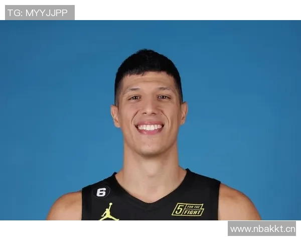 神射手丰泰基奥半场8分钟狂轰14分4三分助力球队逆转胜利